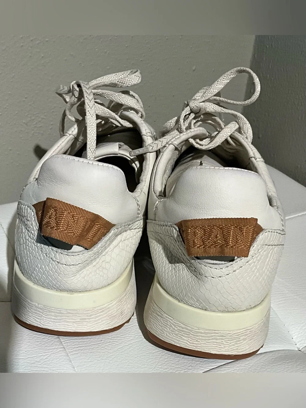 Frankie4 White Leather Casual Sneakers 8